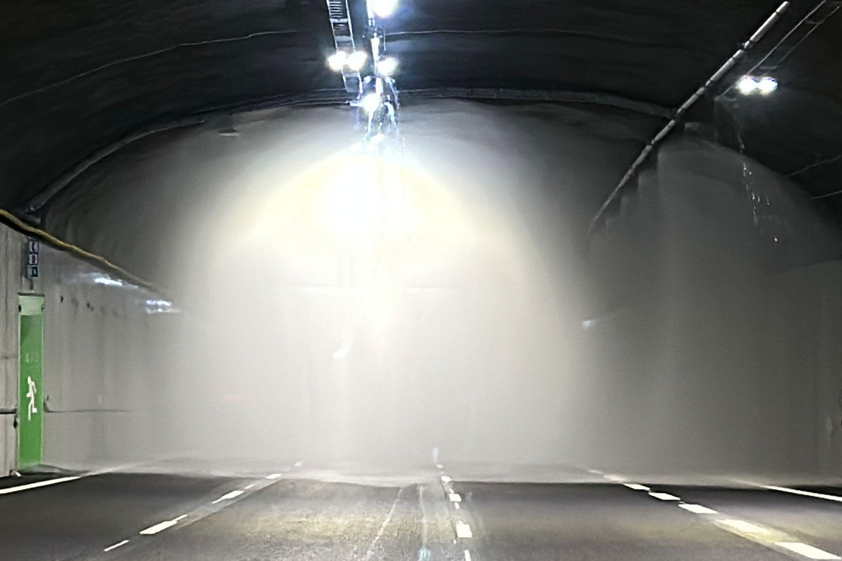  Testing of a water-based safety or fire protection system in a tunnel within the Stockholm Bypass project.