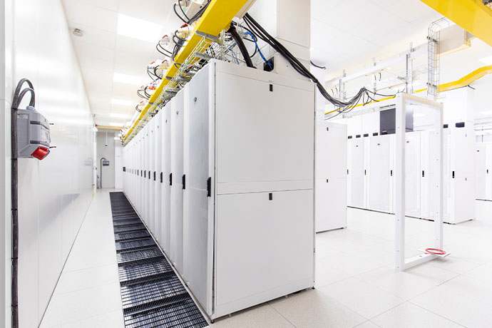 Bilden visar en serverhall