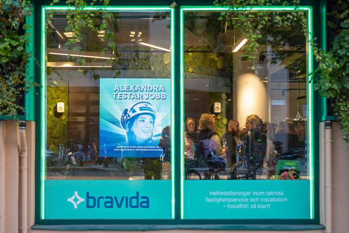 alexandra-testar-jobb-forhandsvisning-bravida-greenhub1-690x460px.jpg